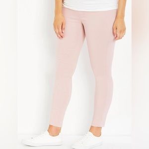 The Maia Secret Fit Belly Skinny Ankle pink pants. Small